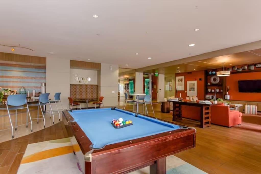 Chic 1Br Near Nrg With Pool Wifi Freeparking Apartment Houston Luaran gambar